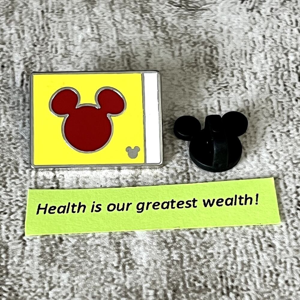 Disney‎ Pin Hidden Mickey - Red Mickey Head Icon Yellow Flag